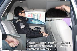 我后车座抱着妈妈去姥姥家电子书（抱着妈妈在车后排）