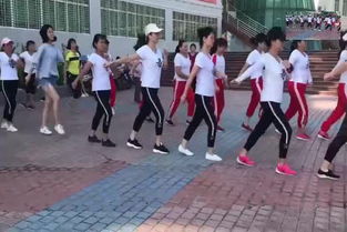 四步舞基本步法教学（二十四步舞基本步法教学）