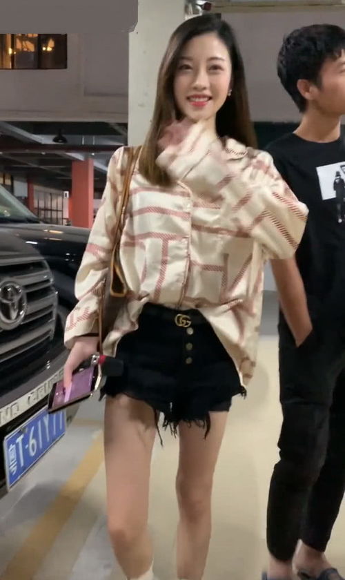 超短裙美女(超短裙小姐姐壁纸) 超短裙美女(超短裙小姐姐壁纸)