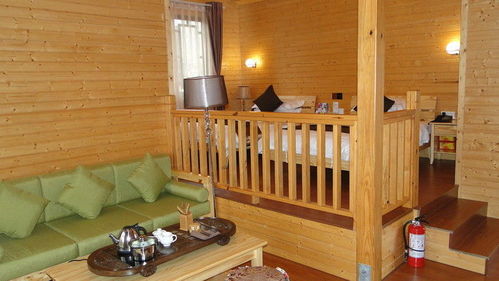 我和小一起旅游住一间房(我和小伙伴去旅游) 我和小一起旅游住一间房(我和小伙伴去旅游)