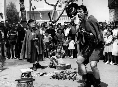 意大利电影学校(意大利电影学校1975) 意大利电影学校(意大利电影学校1975)